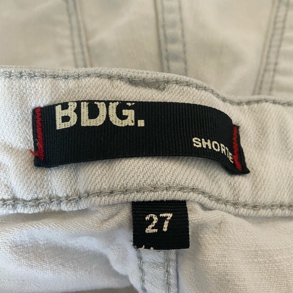 BDG Mid Rise short - Picture 3 of 3